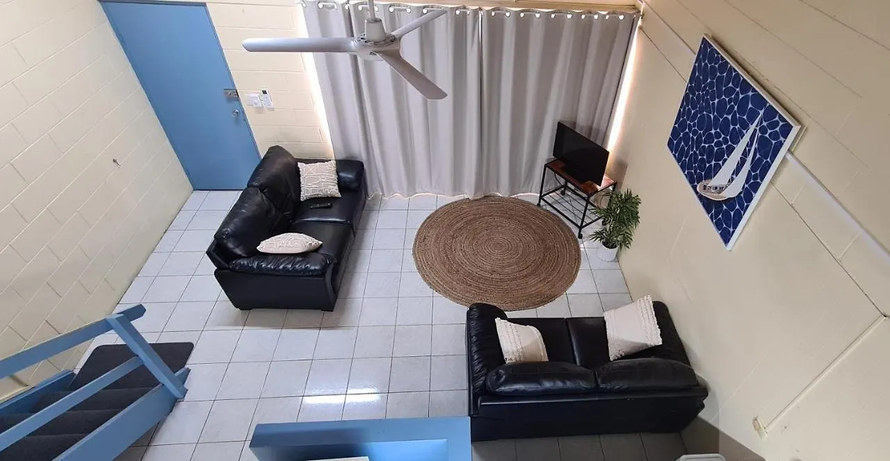 Emthree Seaside Apartments Townsville